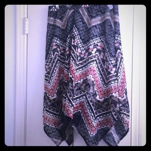 NWT — fun and flirty skirt!